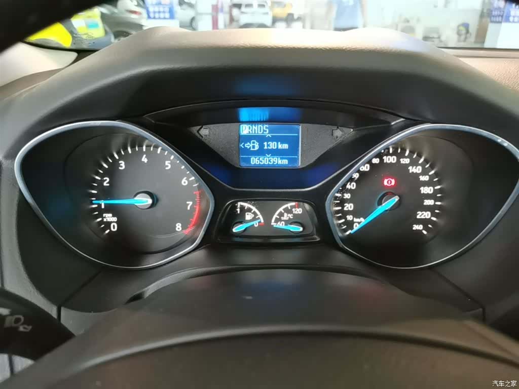Ford Focus, 2016 12