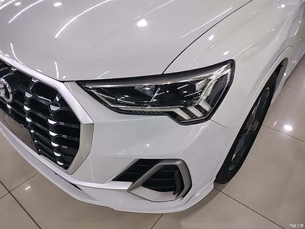 Audi Q3, 2020 24