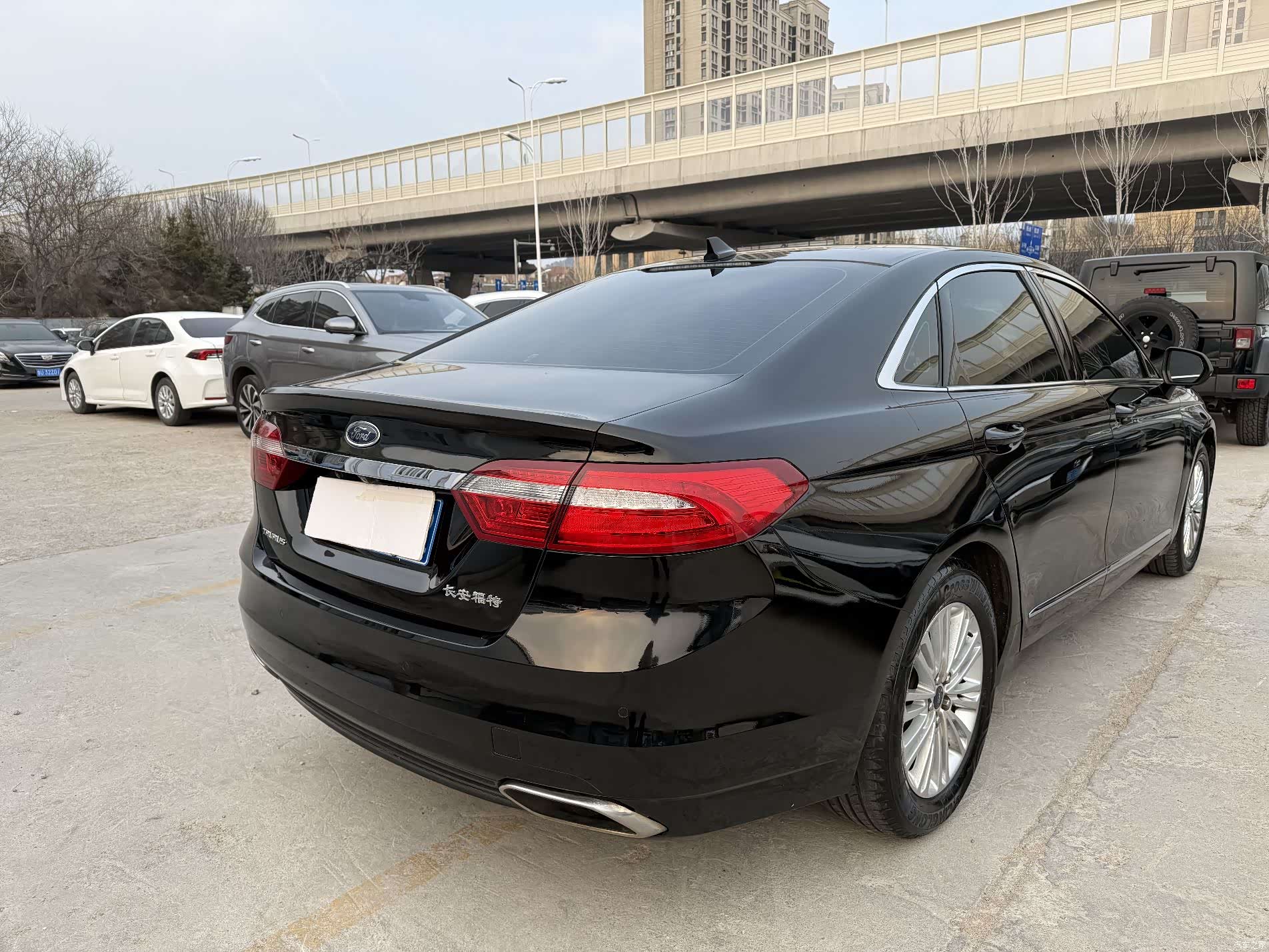 Ford Taurus, 2019 11