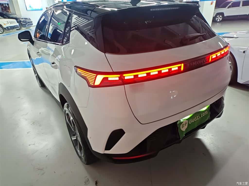 Lynk & Co 02, 2025 все фото