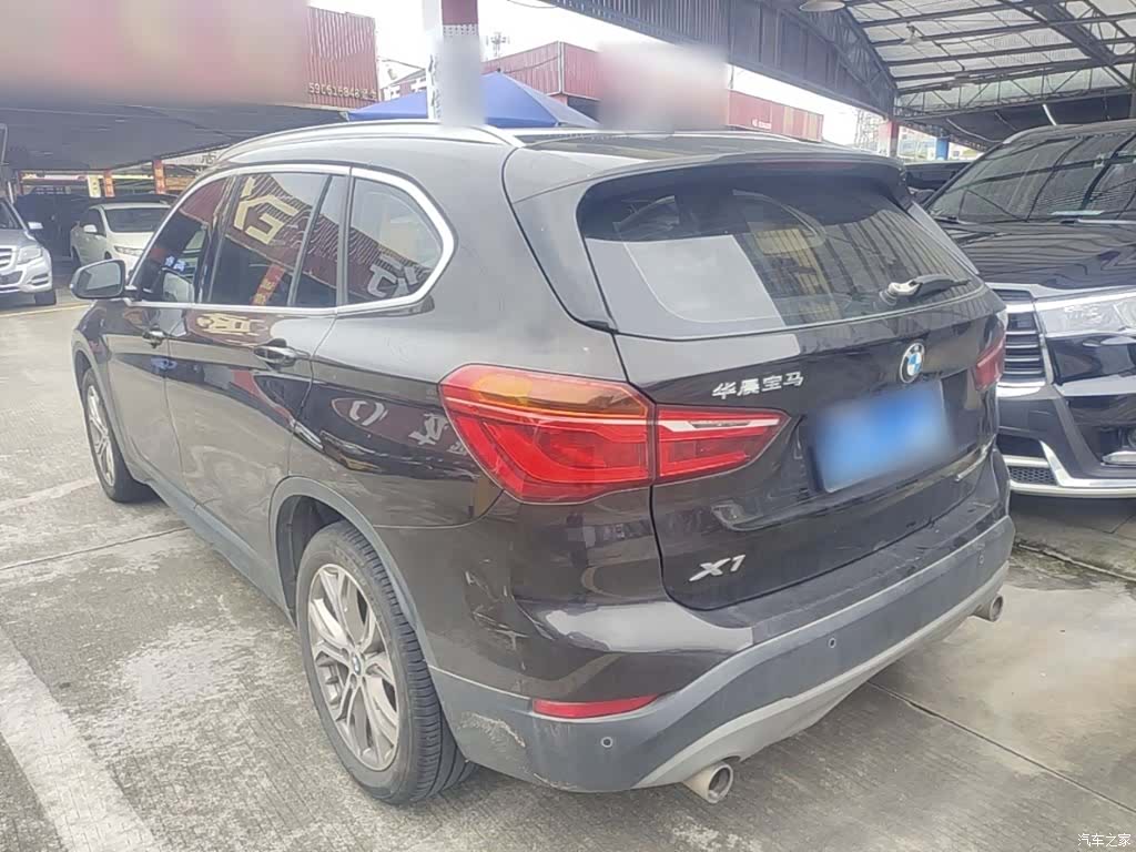 BMW X1, 2019 все фото