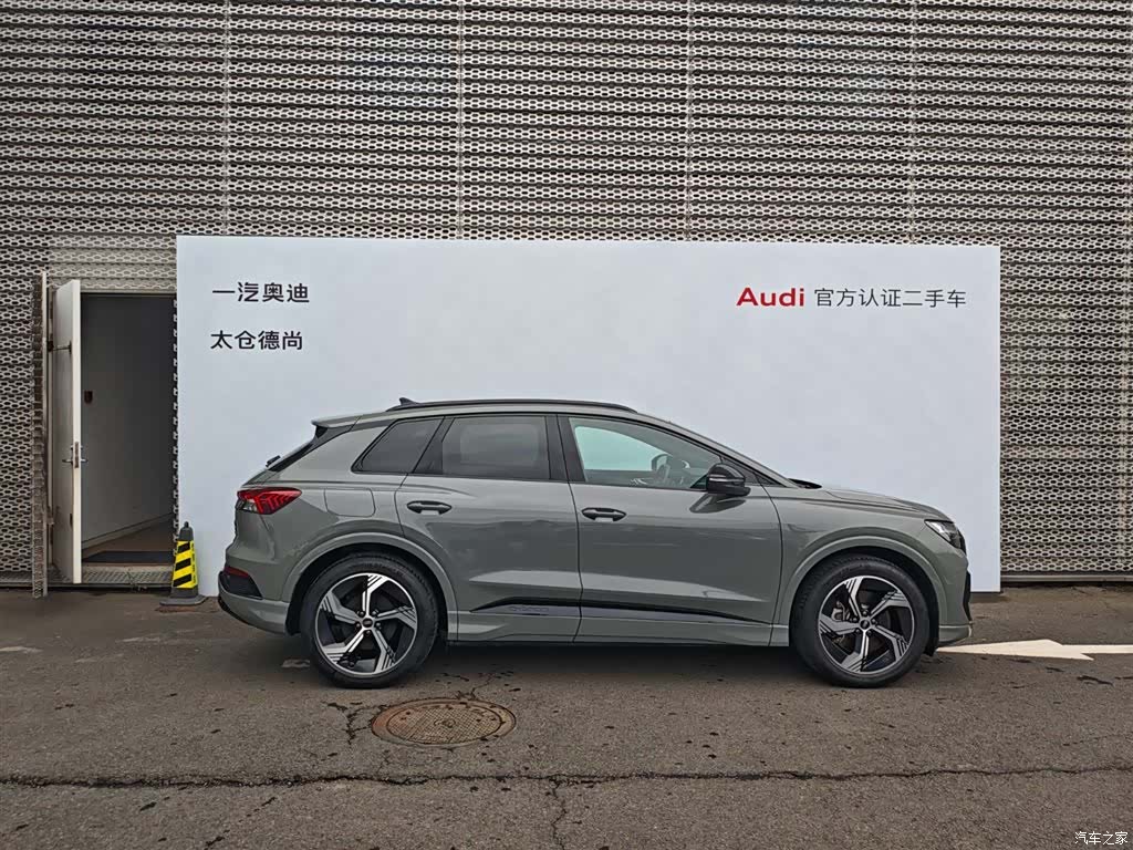 Audi Q4 e-tron, 2024 все фото