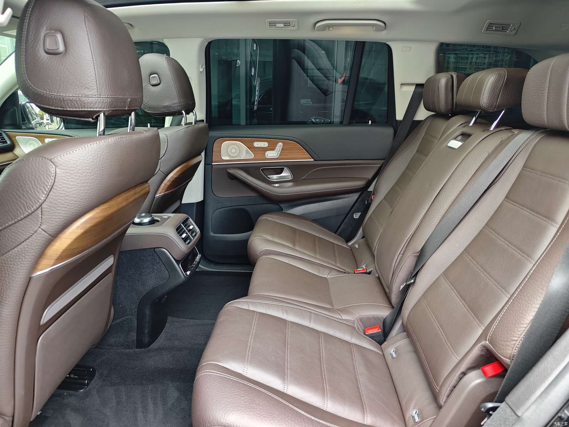 Mercedes-Benz GLS, 2023 8