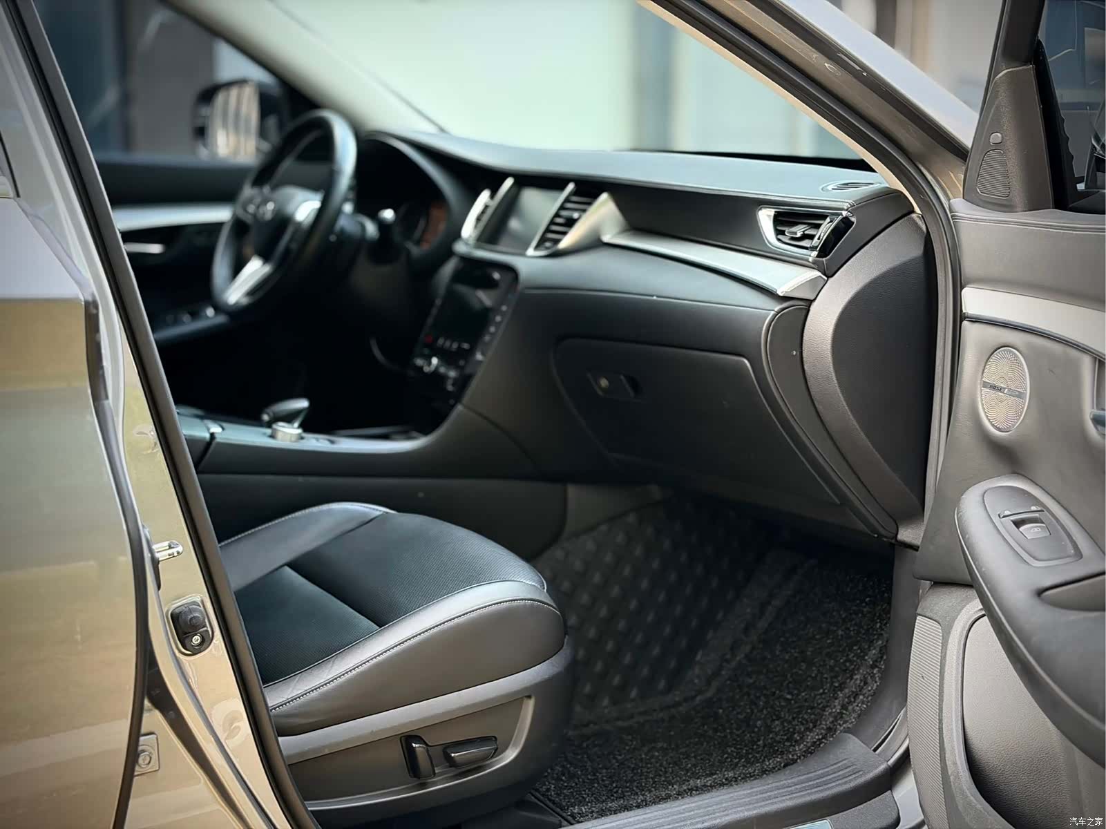Infiniti QX50, 2018 6