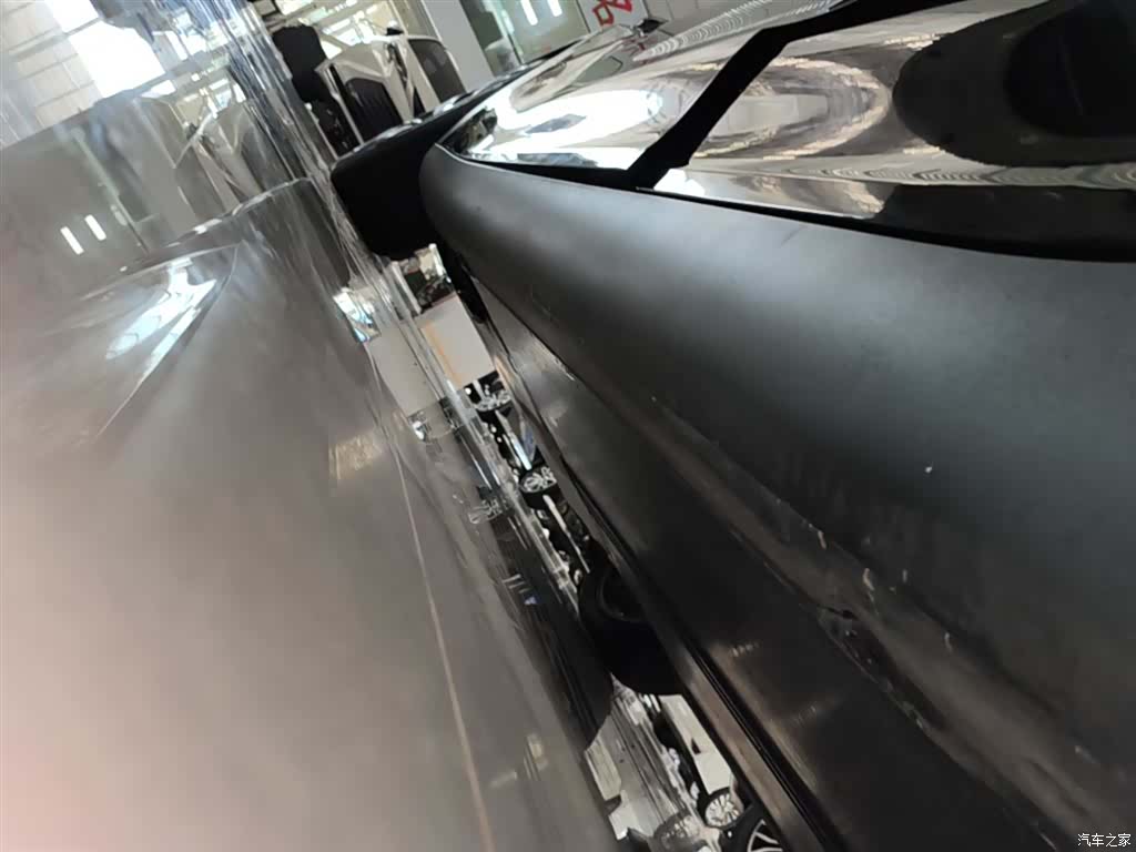 Tesla Model Y, 2022 21