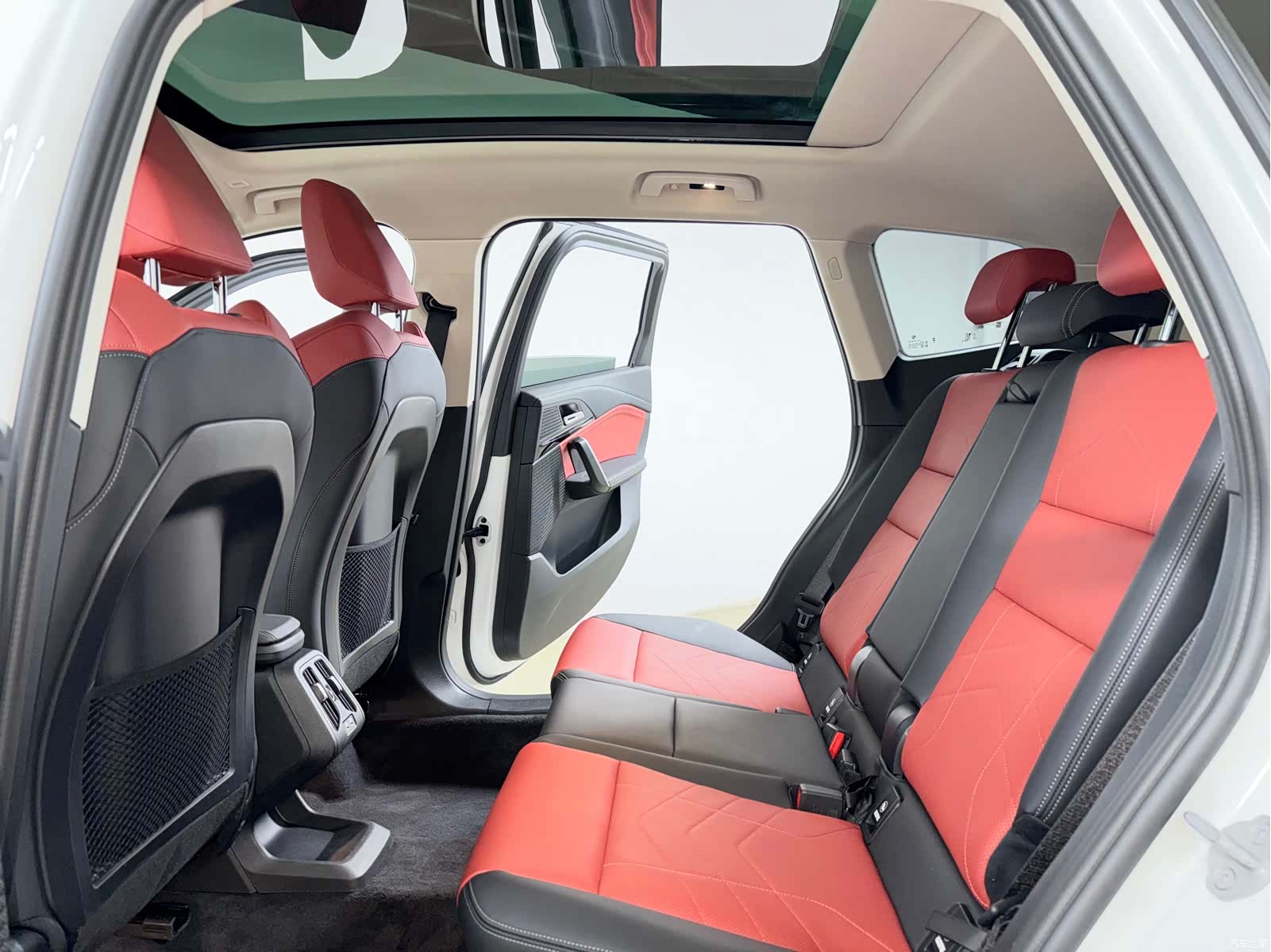 BMW X1, 2024 8