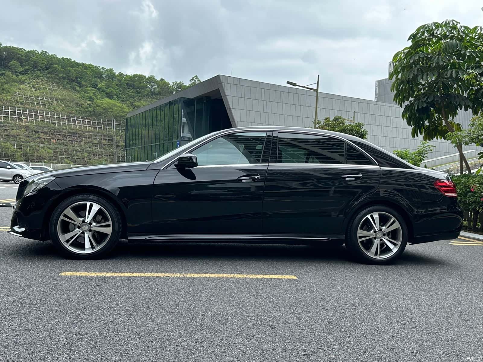 Mercedes-Benz E-Class, 2015 15