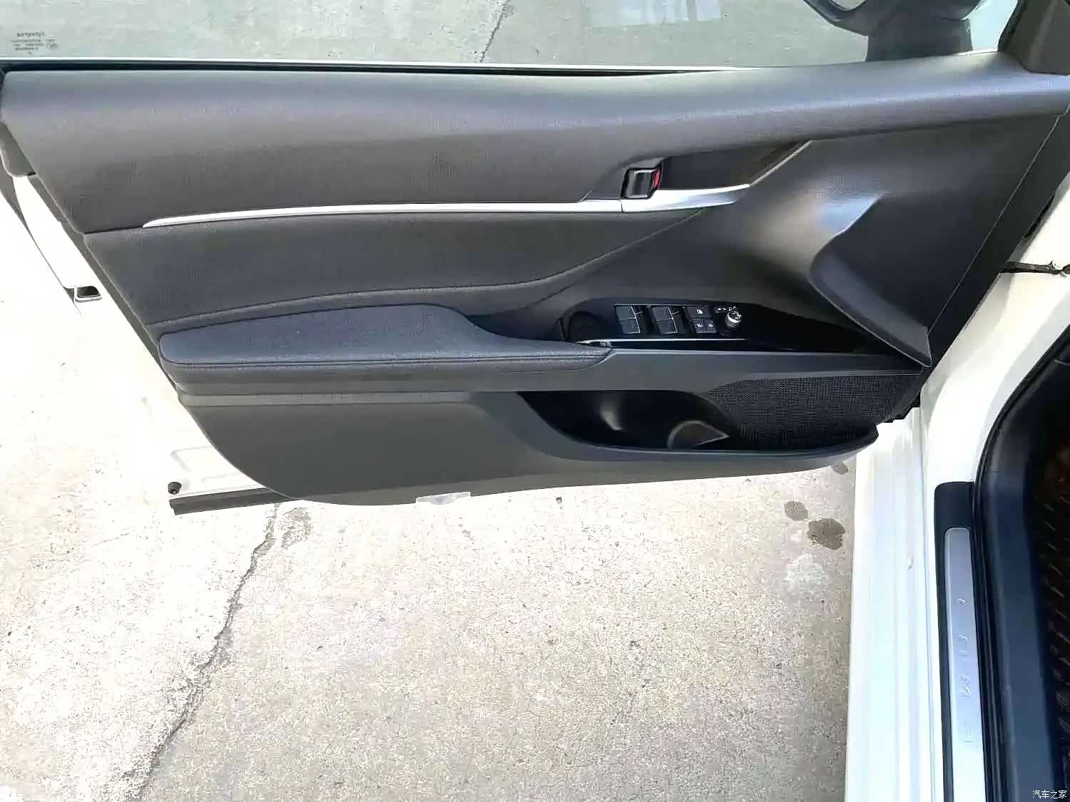 Toyota Camry, 2023 17