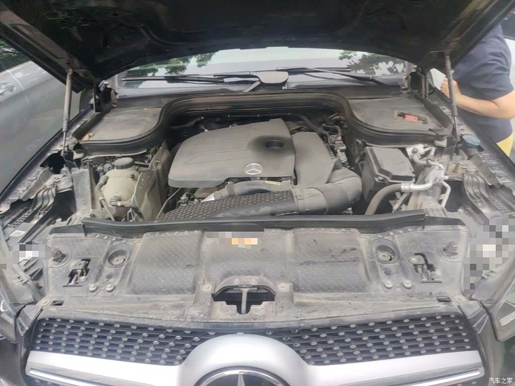 Mercedes-Benz GLE, 2020 16