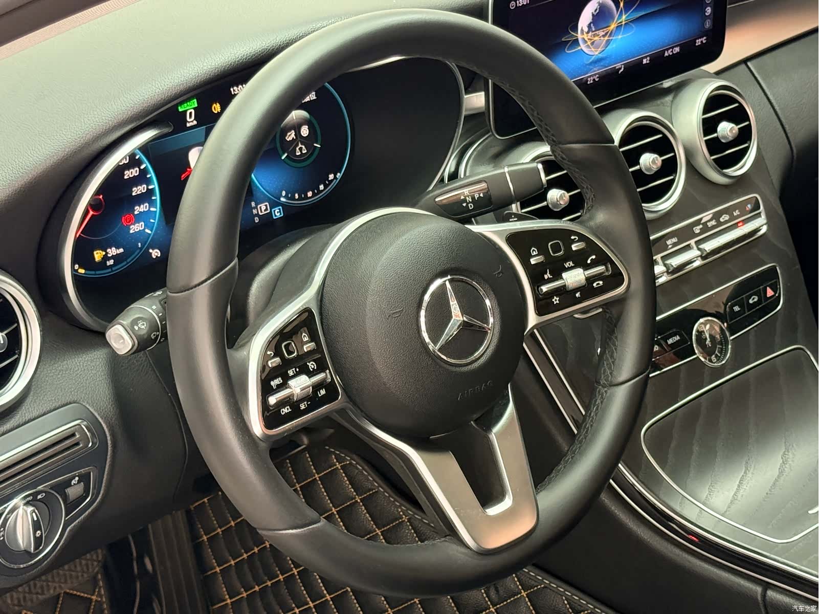 Mercedes-Benz C-Class, 2019 12