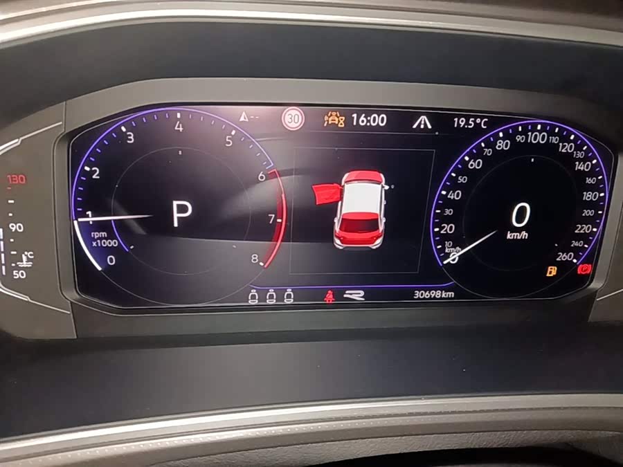 Volkswagen T-ROC 2023, фото 12