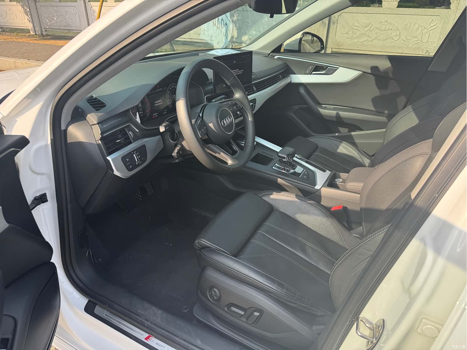 Audi A4L, 2022 3
