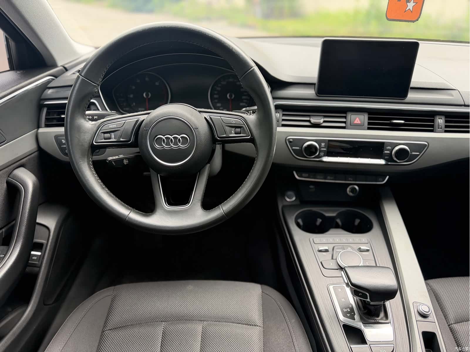 Audi A4L, 2020 11