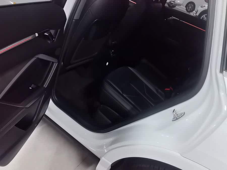 Audi Q3 2023, фото 16