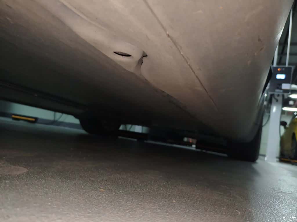 Tesla Model Y, 2021 19