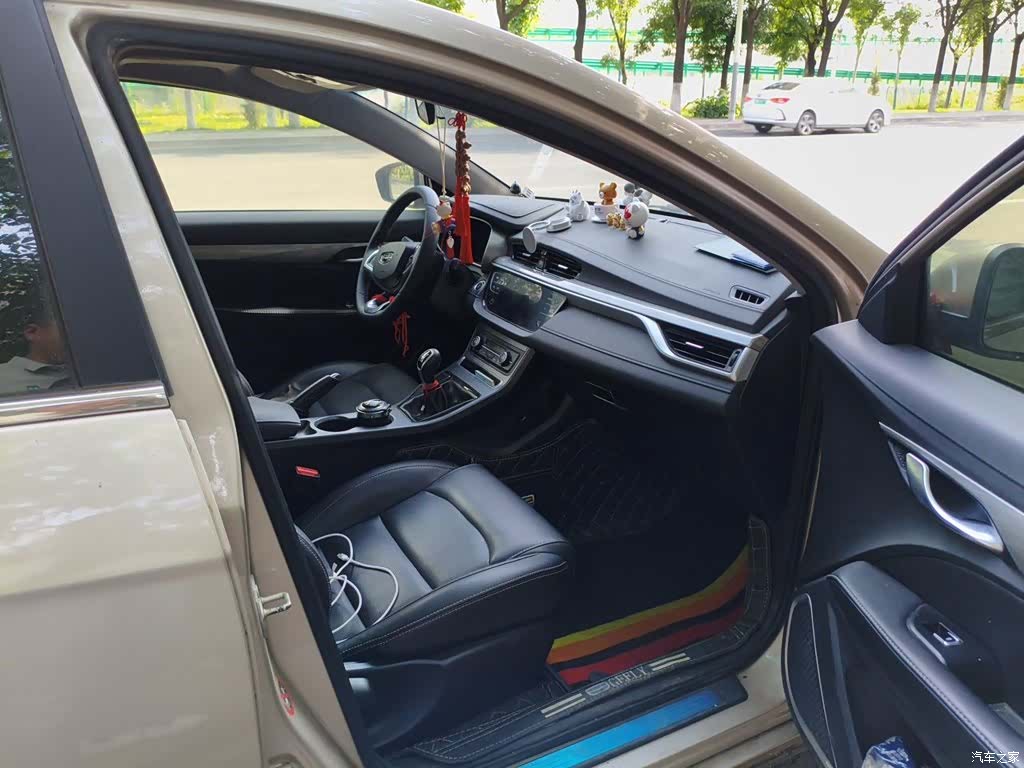 Geely Emgrand, 2020 19