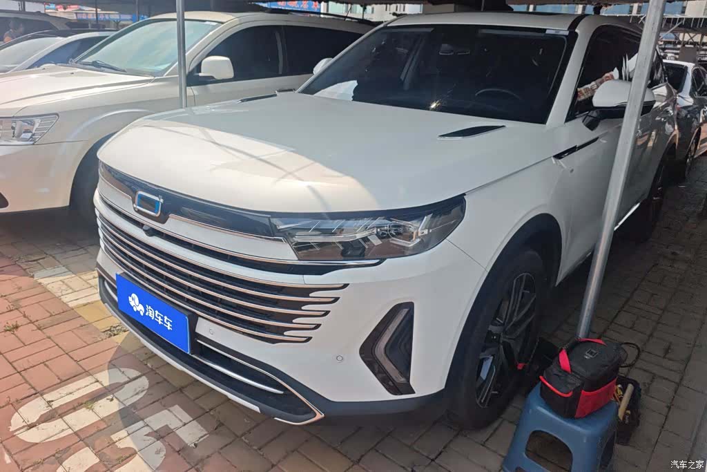 Bestune T99, 2024 1
