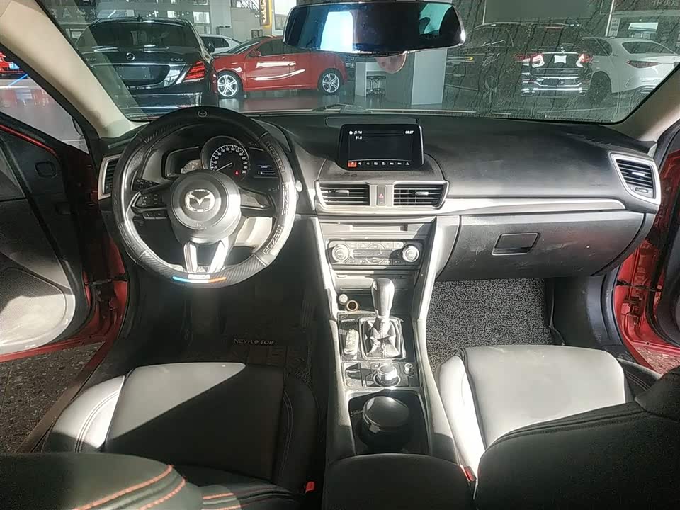 Mazda 3 Angkesaila