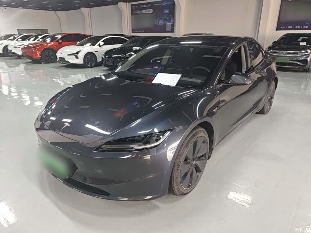 Tesla Model 3, 2024 1