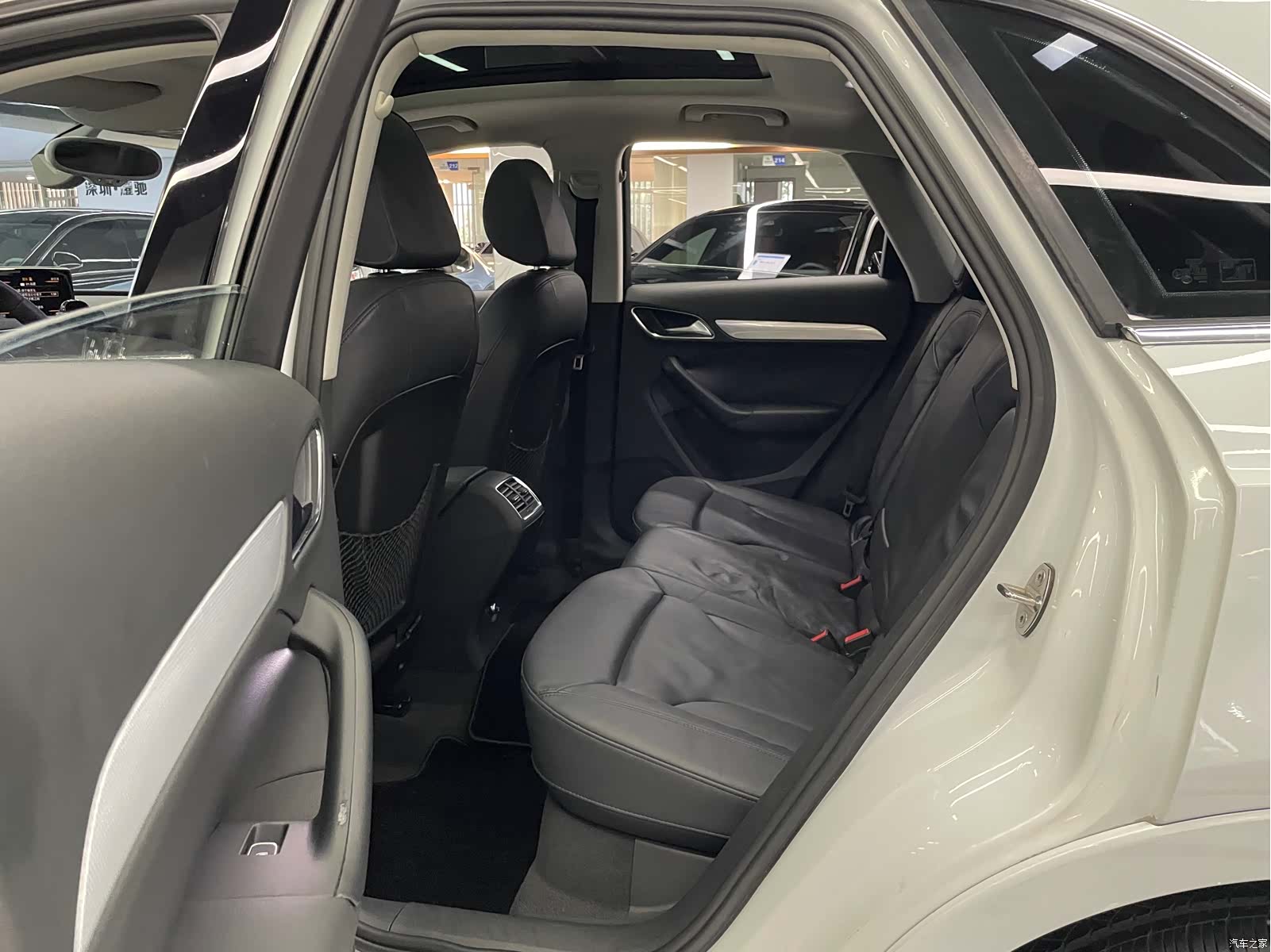 Audi Q3, 2014 8