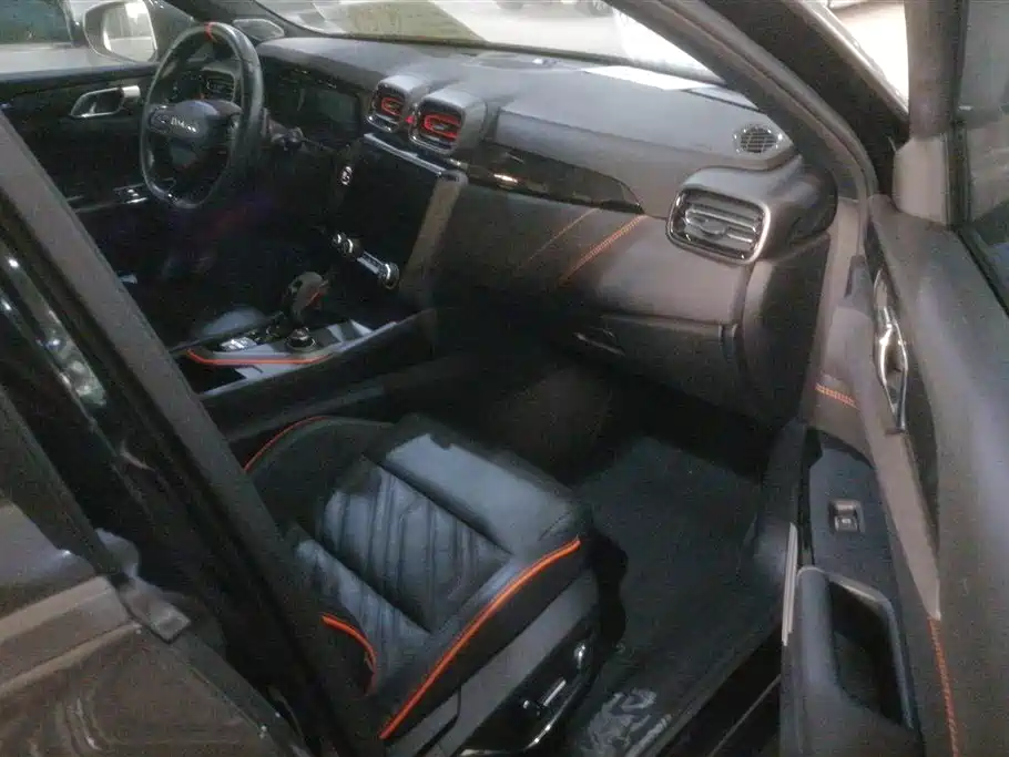 Lynk & Co 02 Hatchback