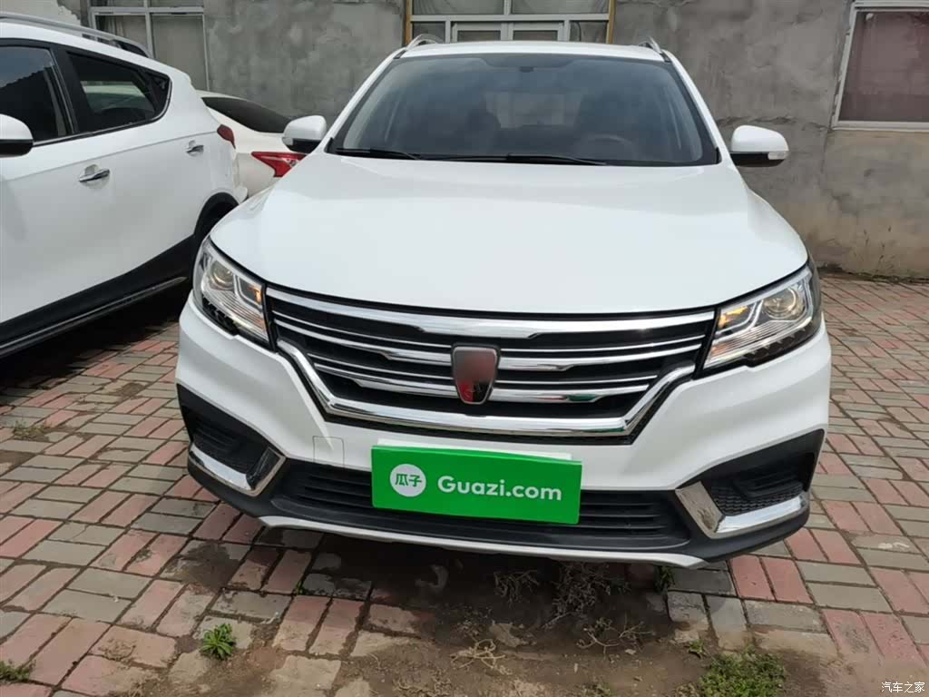 Roewe RX3, 2019 3