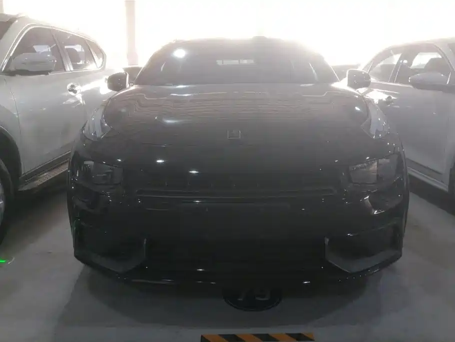 Lynk & Co 02 Hatchback