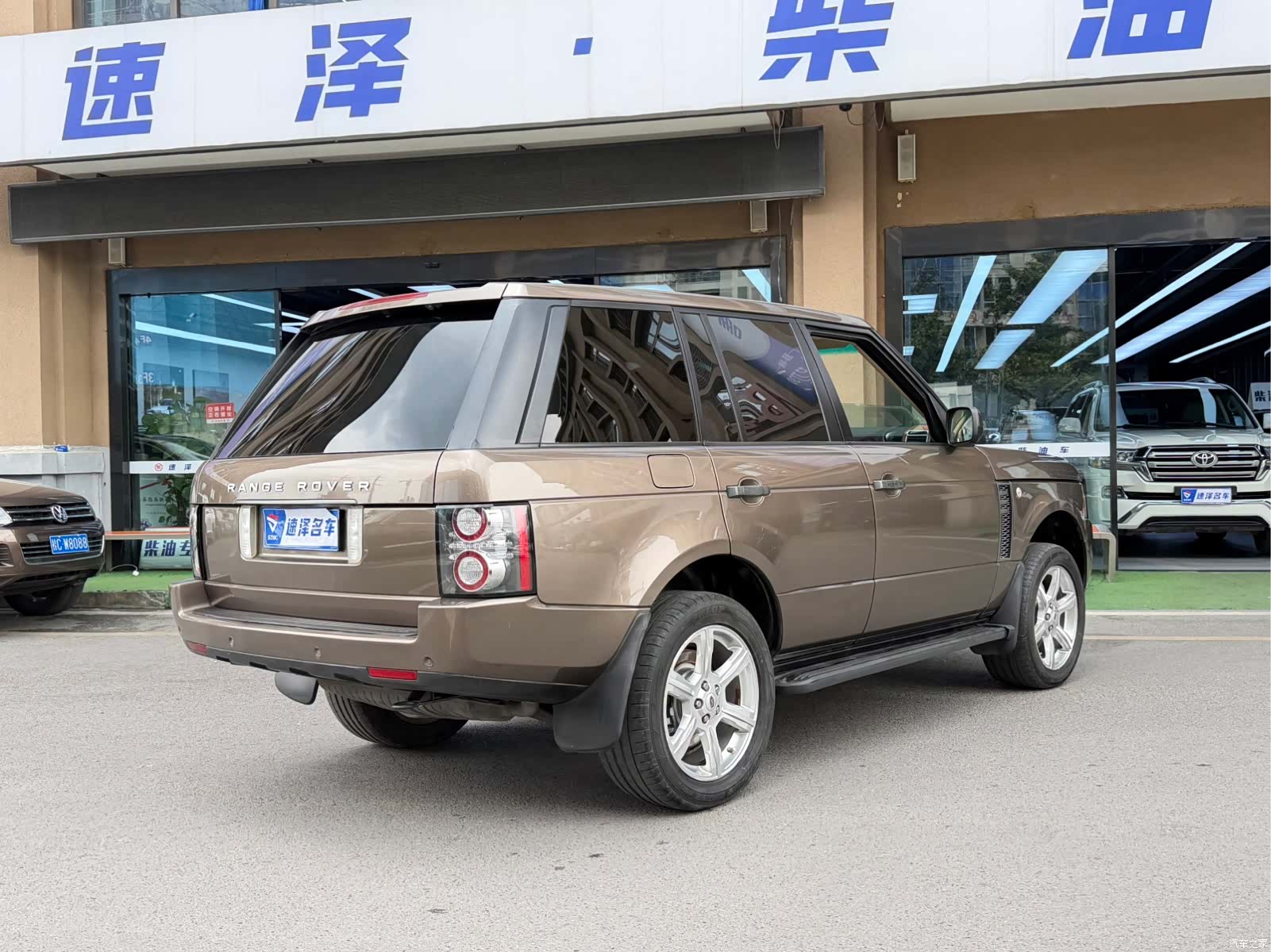 Land Rover Range Rover, 2011 14