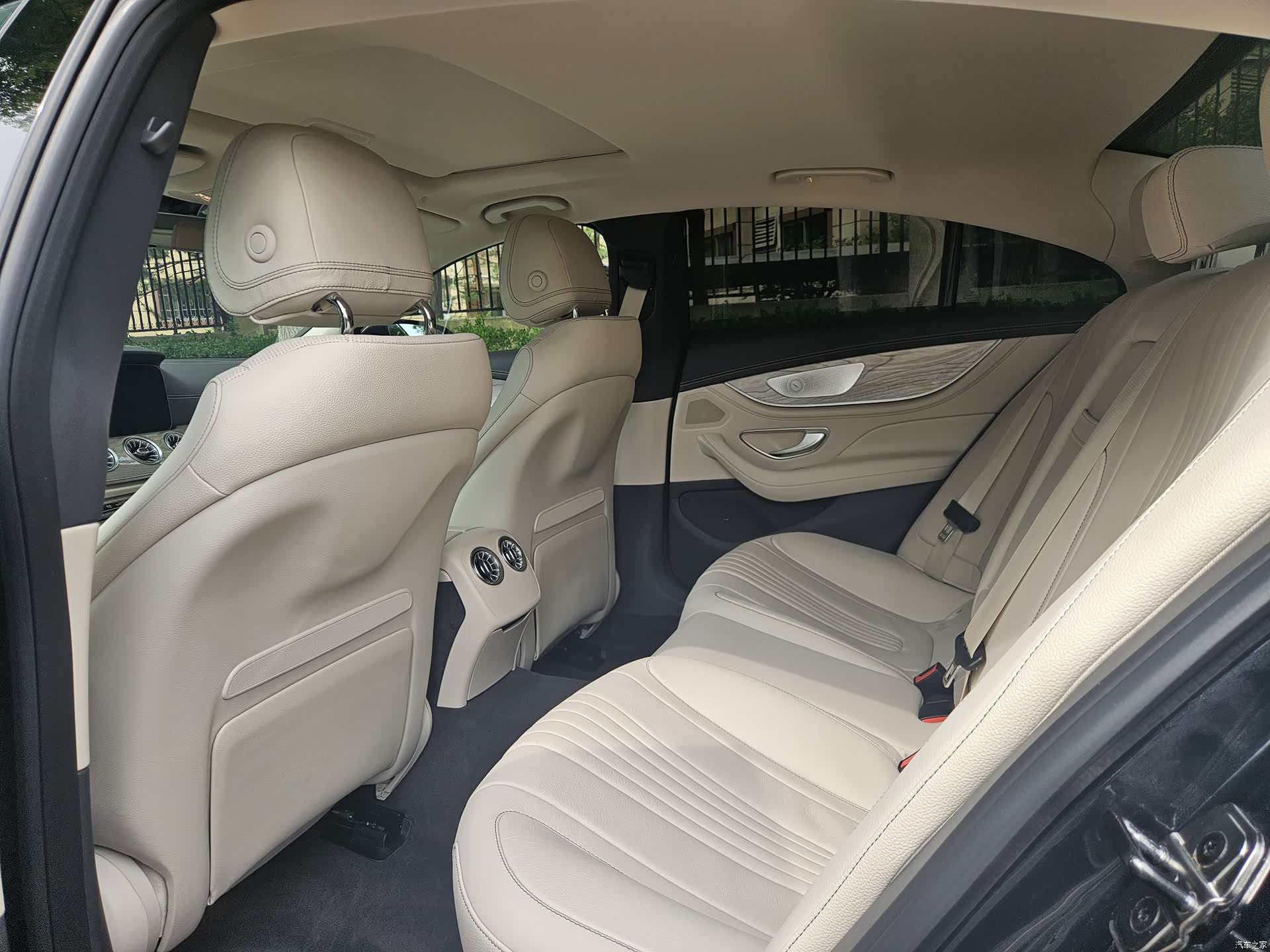 Mercedes-Benz CLS, 2023 8