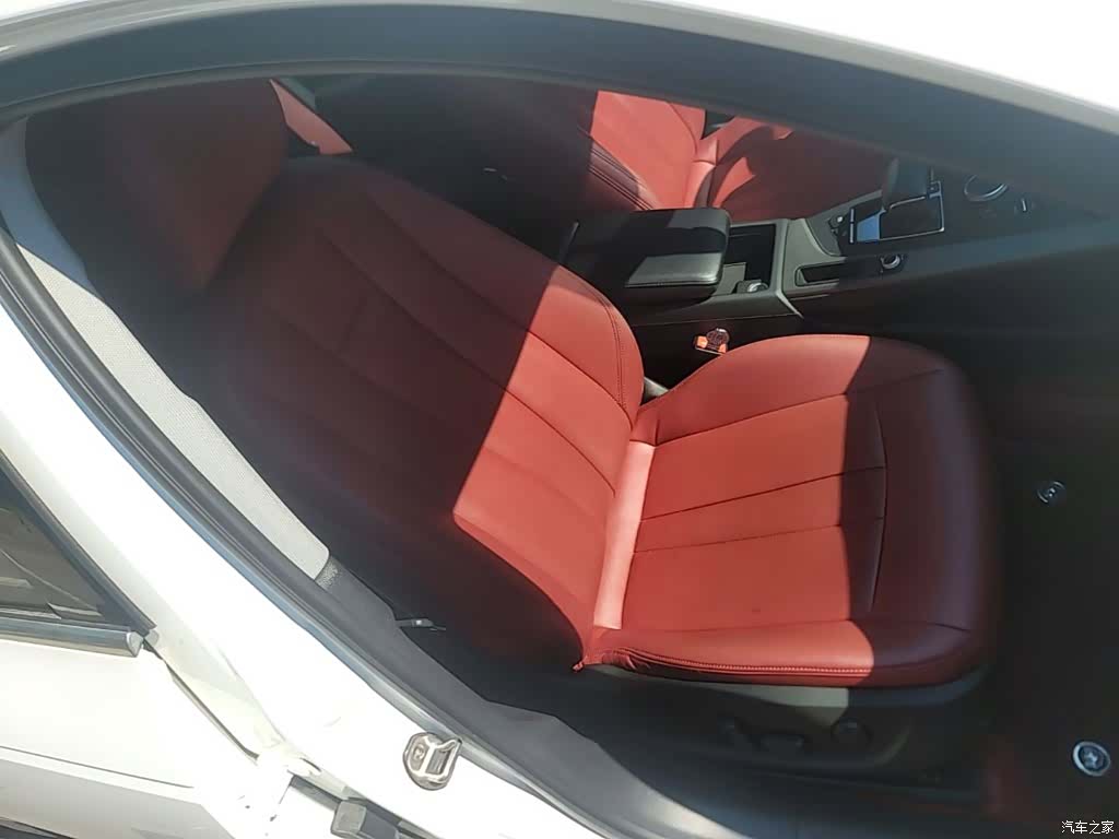 Audi A4L, 2020 25