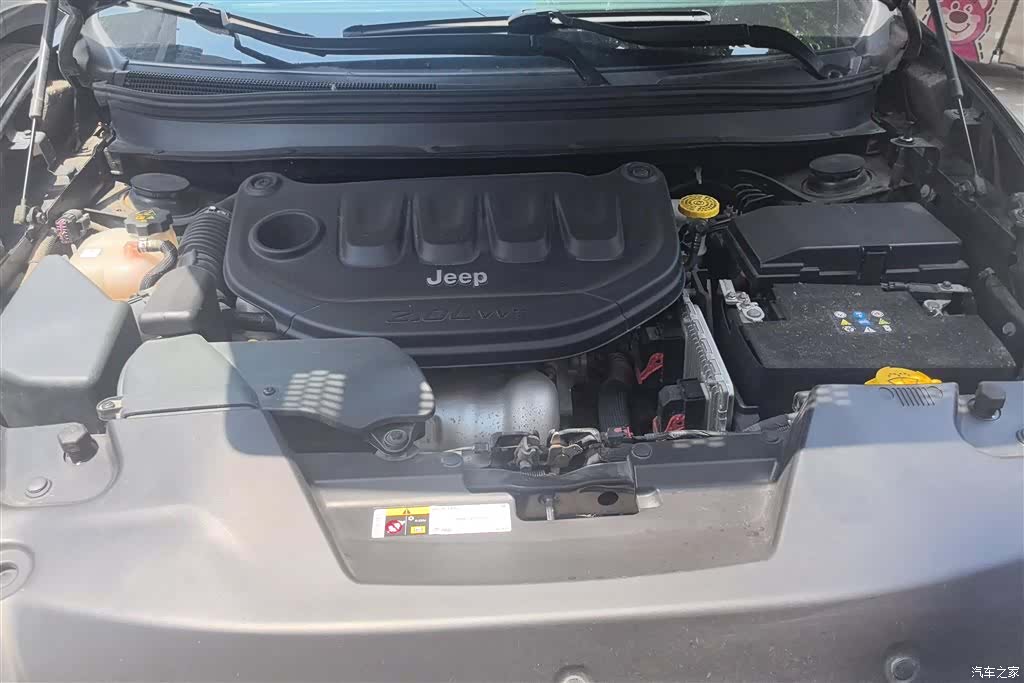 Jeep Cherokee, 2021 10
