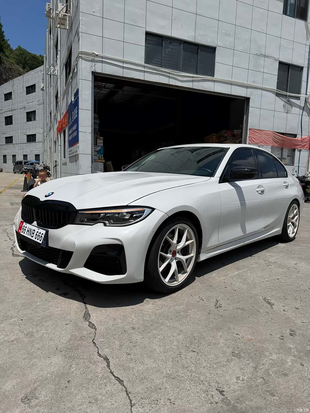 BMW 3 Series, 2021 1