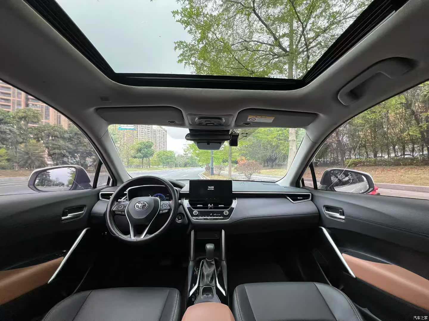Toyota Frontlander, 2023 все фото