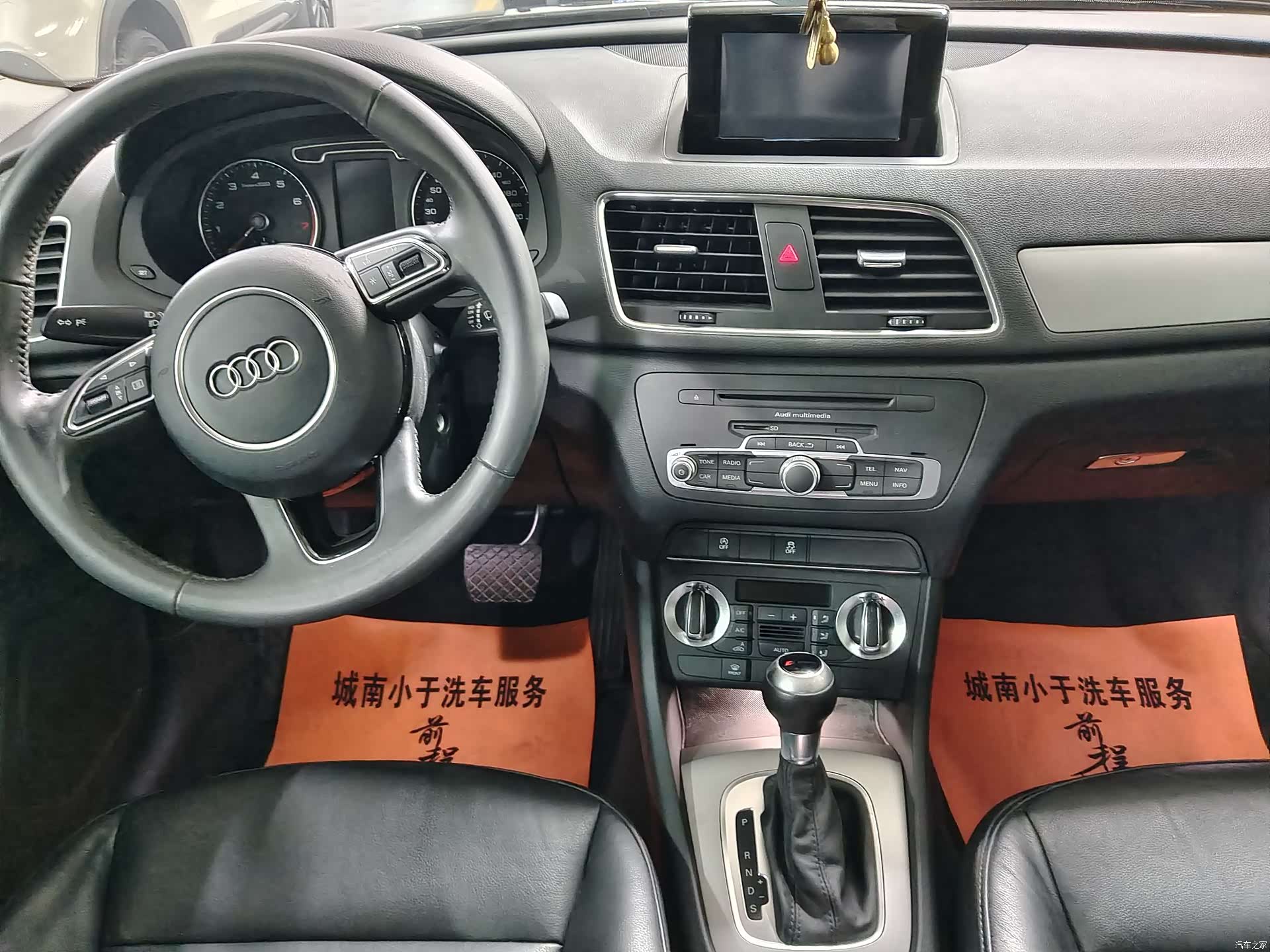Audi Q3, 2015 11