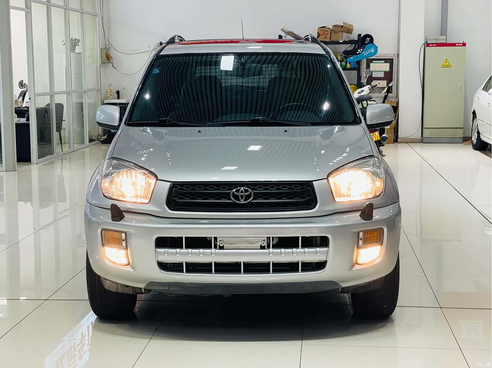 Toyota RAV4, 2004 2