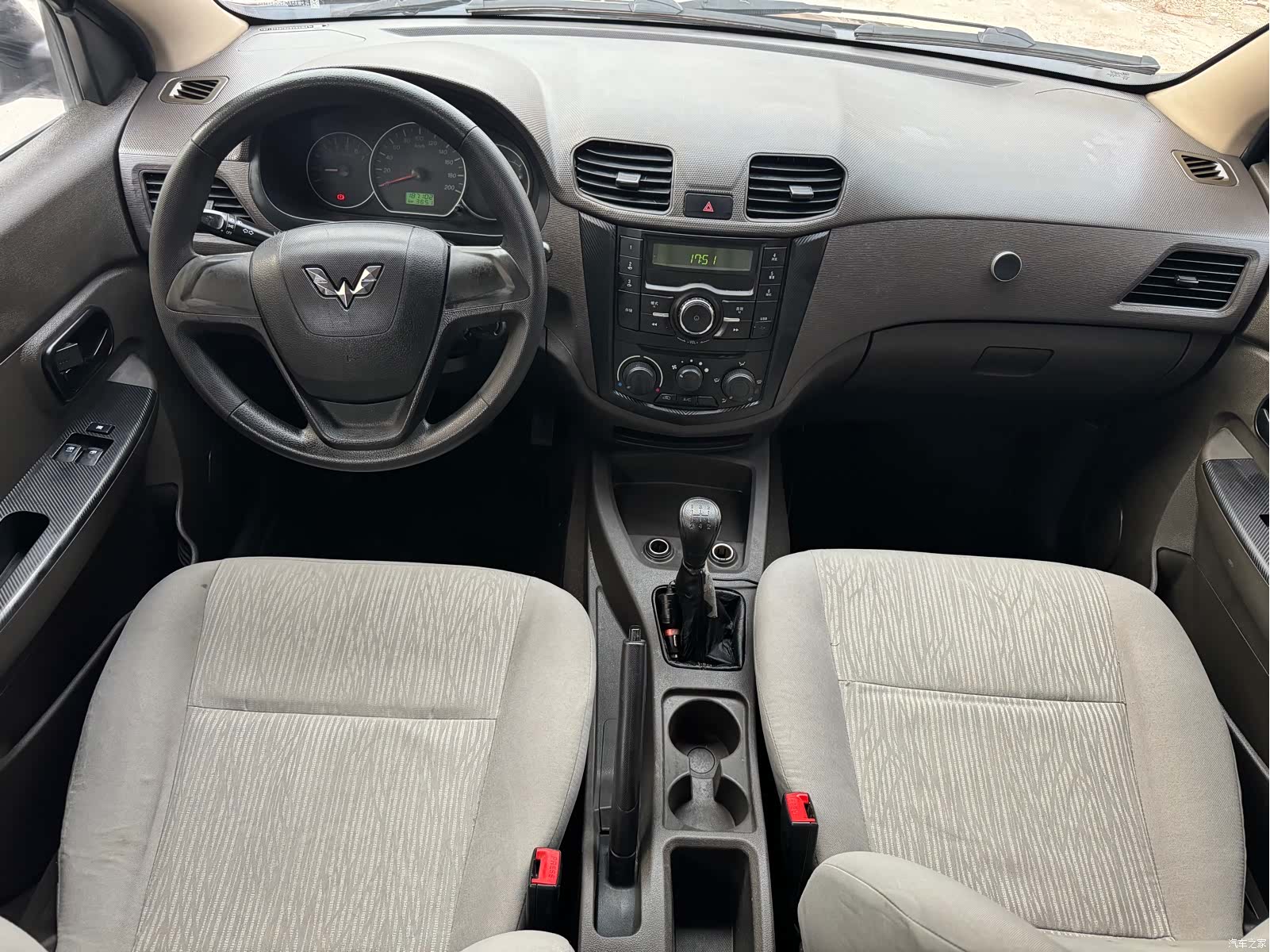 Wuling Hongguang, 2018 9