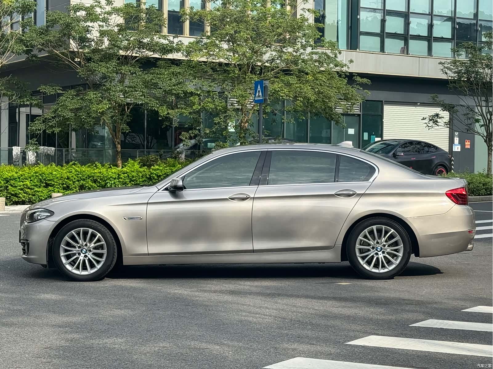BMW 5 Series, 2015 4