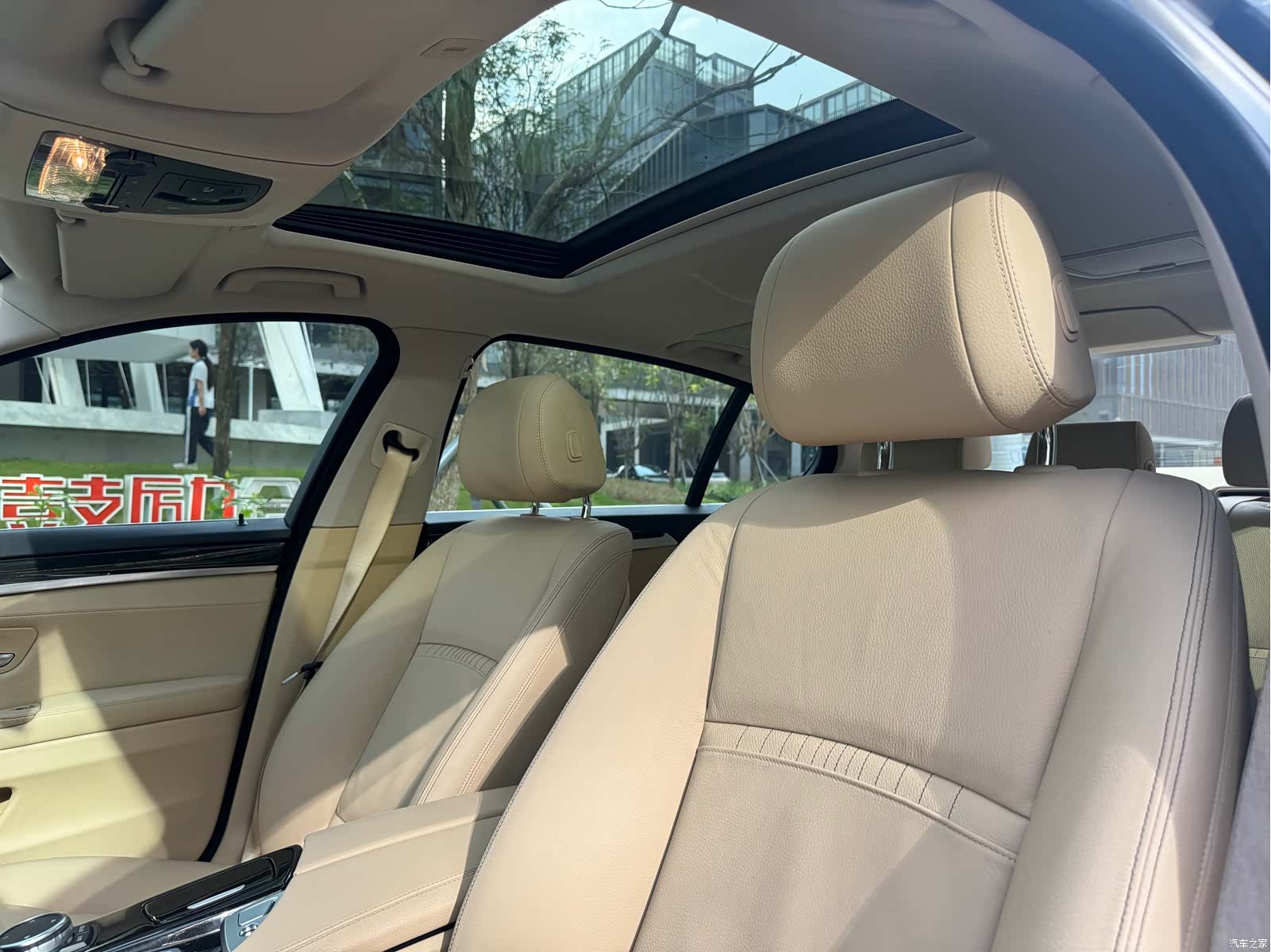 BMW 5 Series, 2015 9