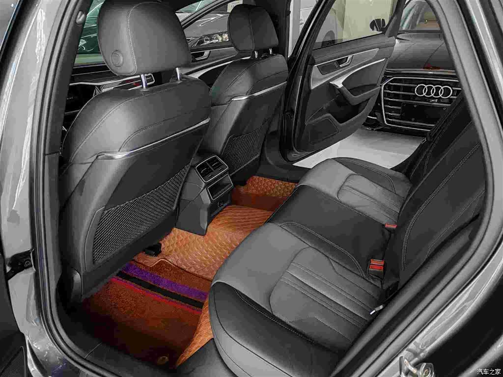 Audi A6L, 2020 6