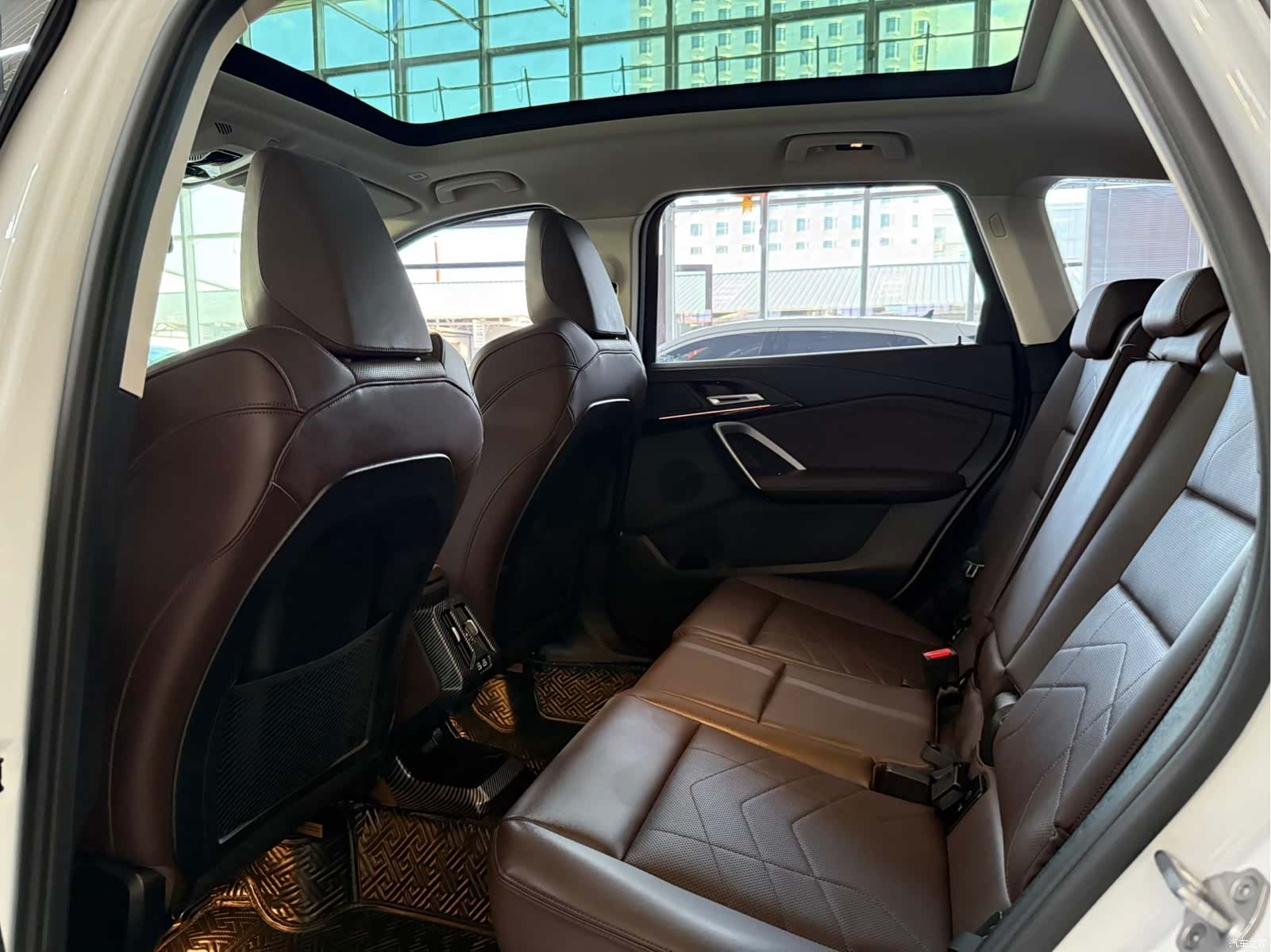 BMW X1, 2023 6