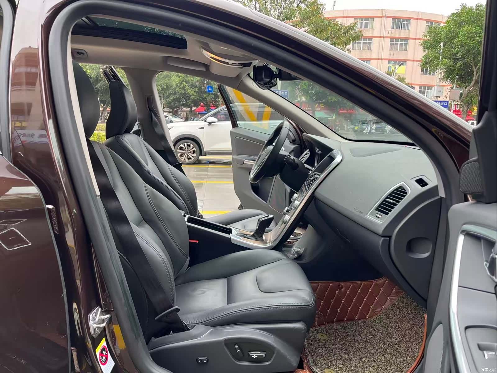 Volvo XC60, 2017 29