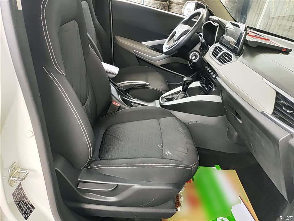Wuling 510, 2019 25