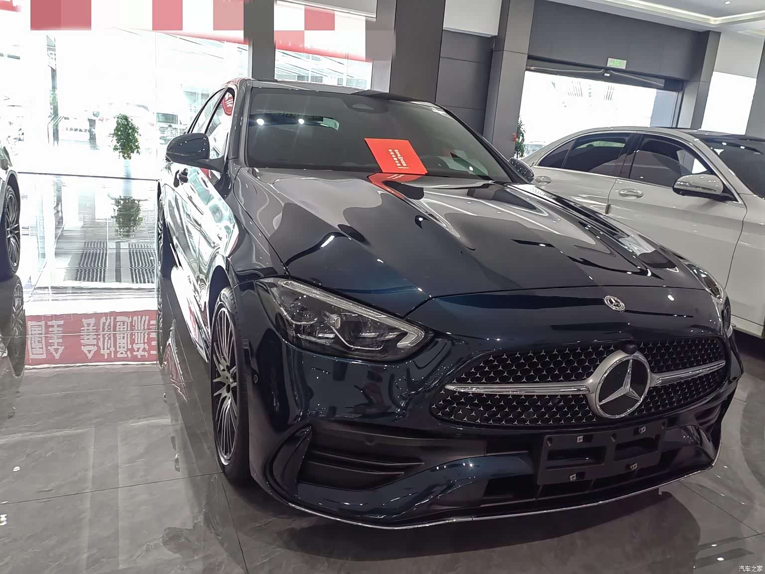 Mercedes-Benz C-Class, 2024 2