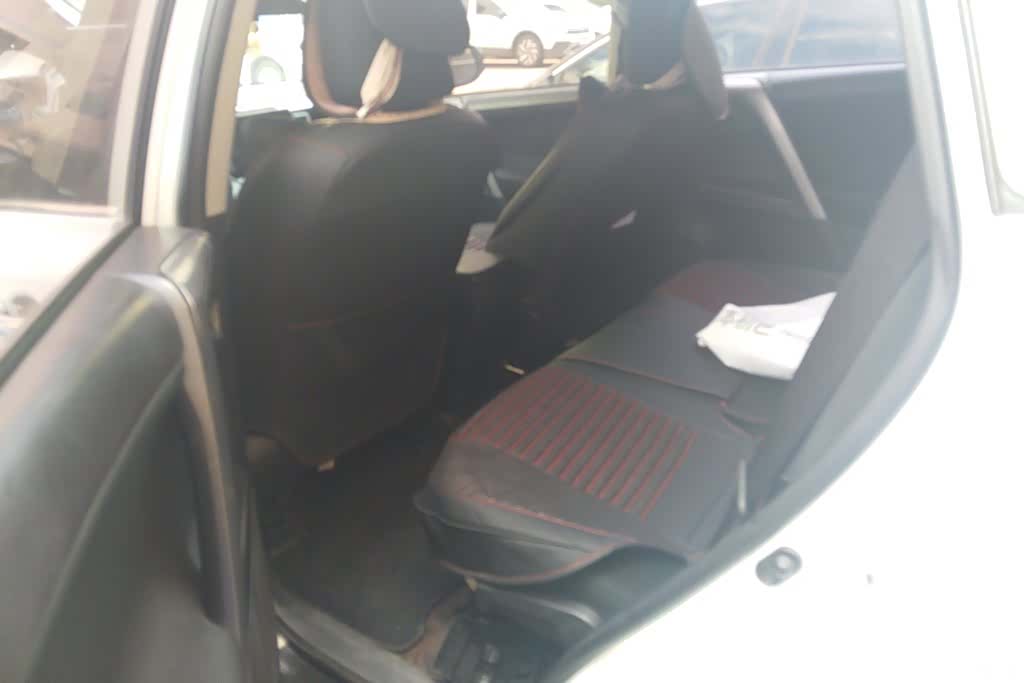 Toyota RAV4, 2018 11