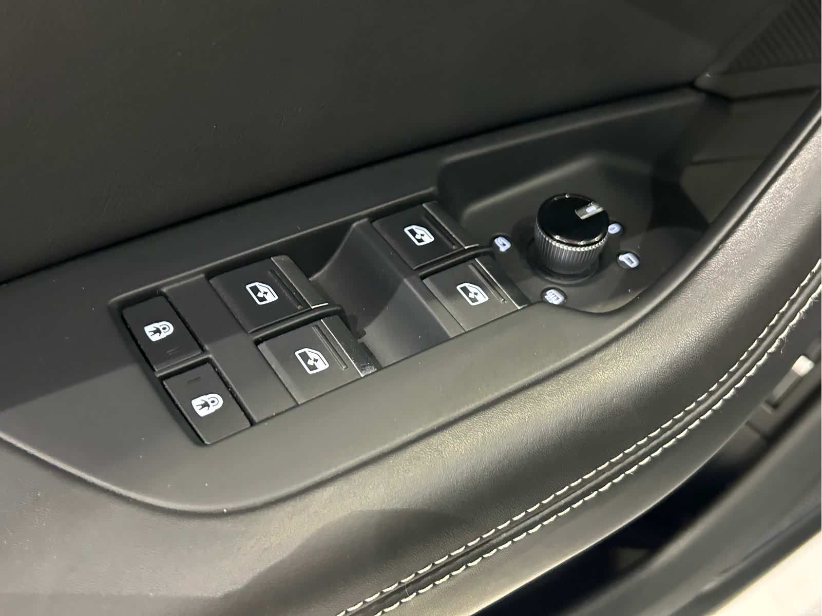 Audi A6L, 2020 7