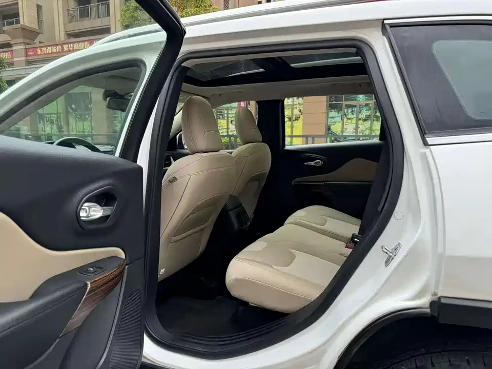Jeep Free light Jeep Free light