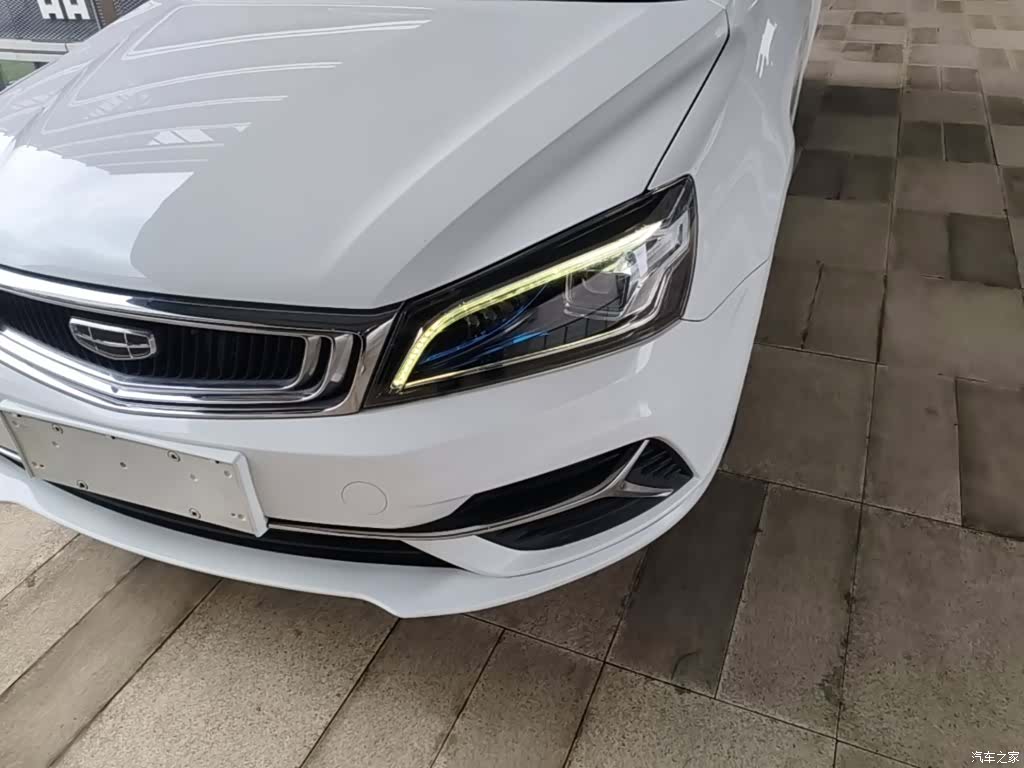 Geely Emgrand, 2020 24