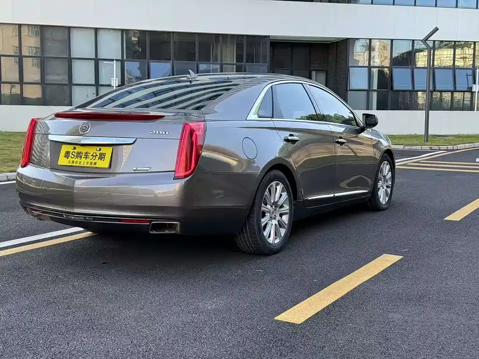 Cadillac XTS