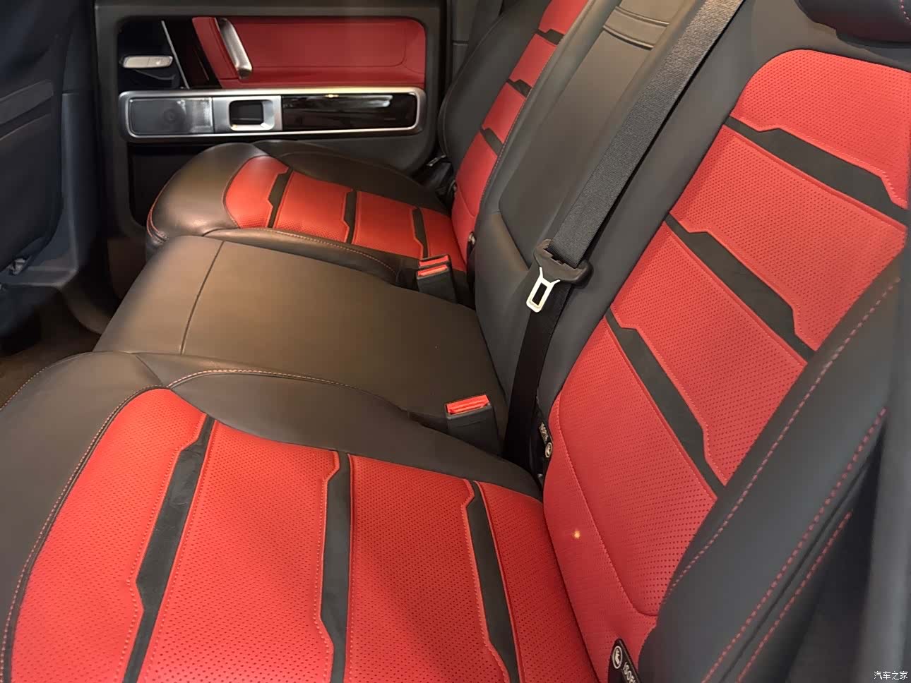 Mercedes-Benz G-Class, 2019 15
