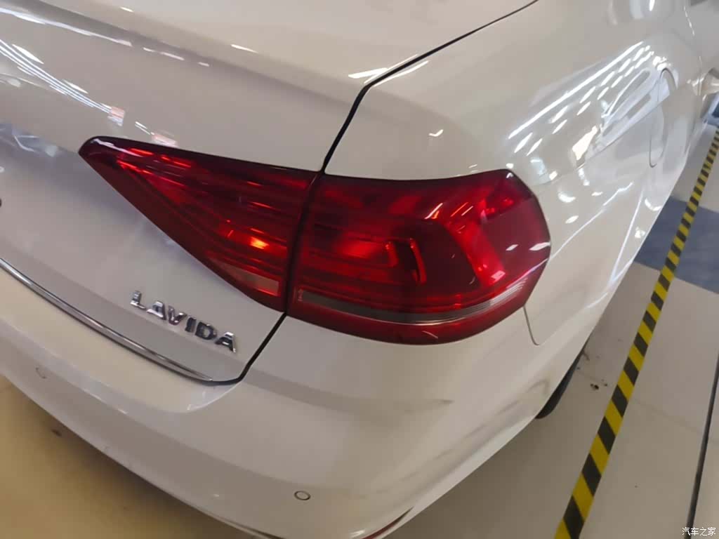Volkswagen Lavida, 2016 8